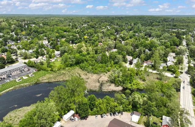 $99,000 | 124 River Drive, Unit B, Milford, MI 48381