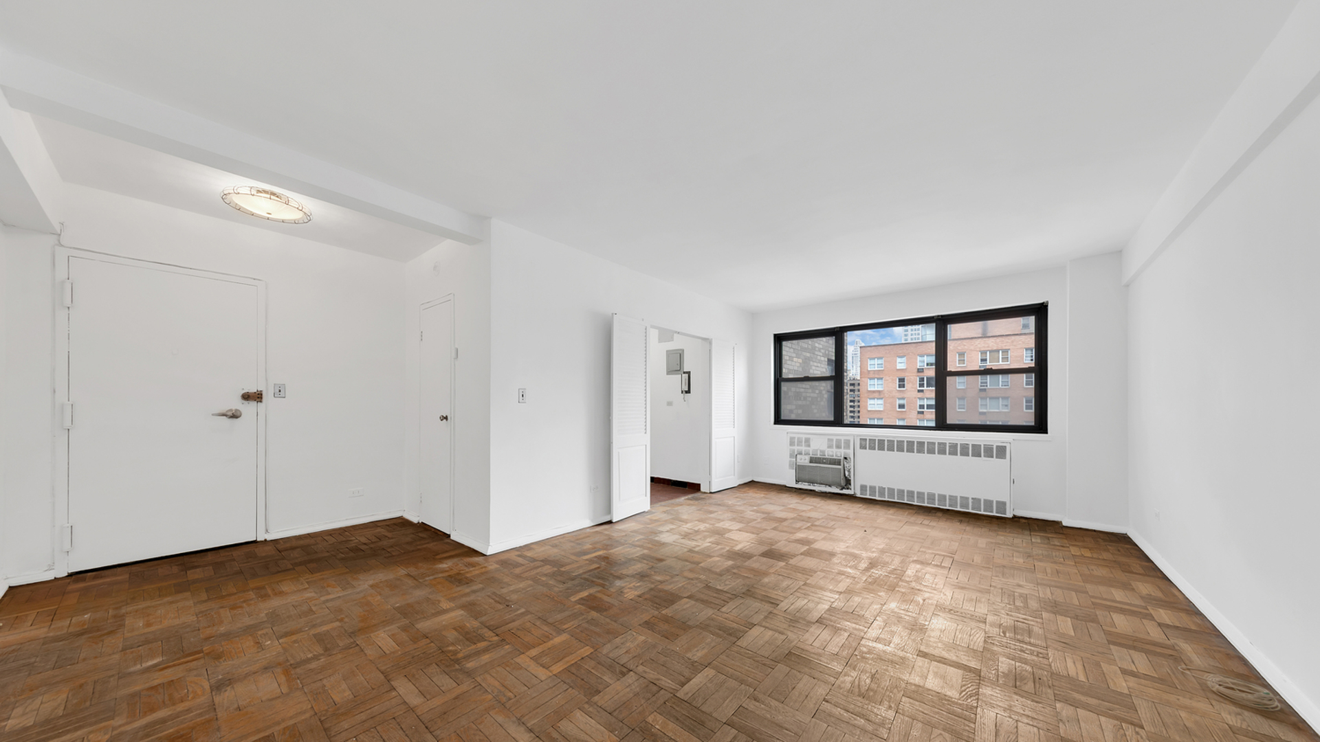 305 East 72nd Street, Unit 11IS Manhattan, NY 10021 - Photo 5 of 7