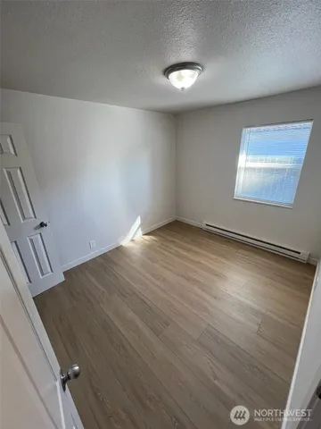 $399,950 | 915 East 52nd Street, Tacoma, WA 98404