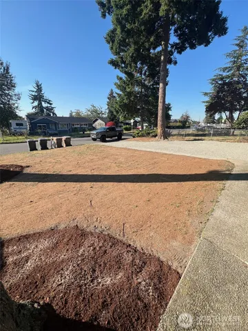 $399,950 | 915 East 52nd Street, Tacoma, WA 98404