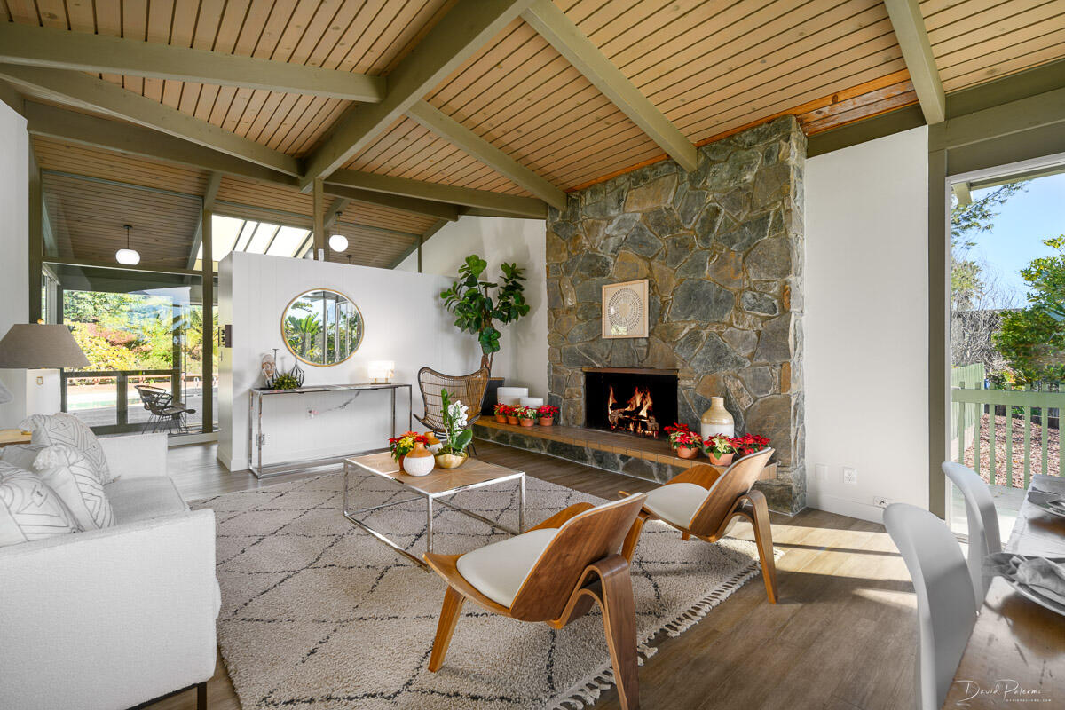 3914 Antone Road Santa Barbara, CA 93110 - Photo 4 of 16 FamilyRoom2