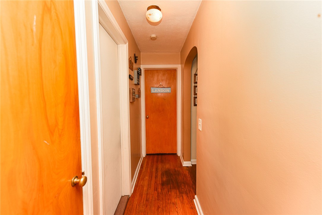 452 Pemberton Road Irondequoit, NY 14622 - Photo 18 of 31