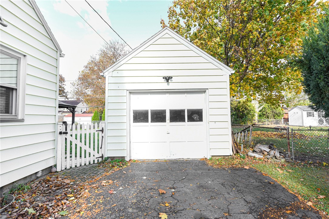 452 Pemberton Road Irondequoit, NY 14622 - Photo 31 of 31