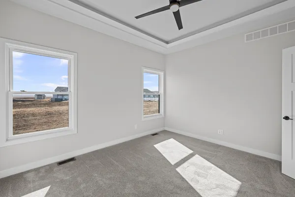 $432,600 | 1832 Redbud Circle, Eldridge, IA 52748
