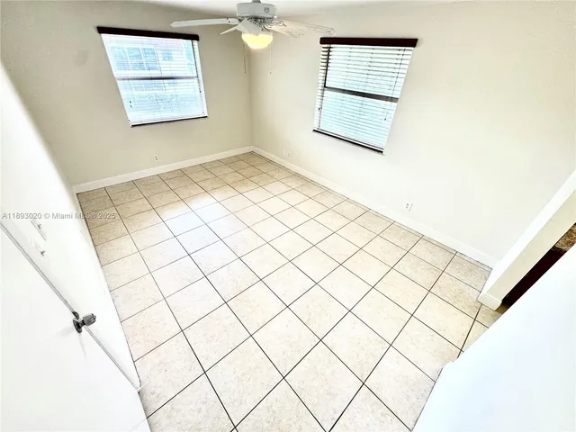 $164,900 | 2800 Riverside Drive, Unit 2011, Coral Springs, FL 33065