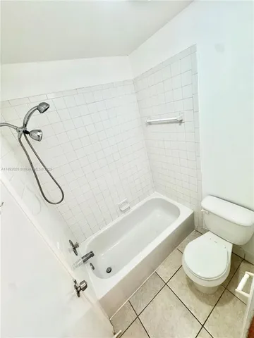 $164,900 | 2800 Riverside Drive, Unit 2011, Coral Springs, FL 33065