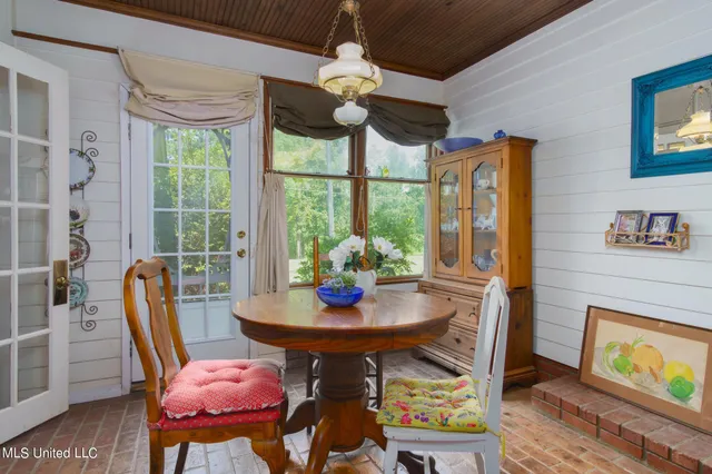 $3,200,000 | 627 Cole Road, Hattiesburg, MS 39402