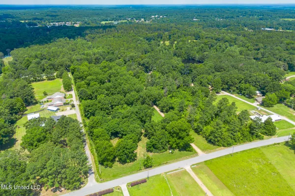 $3,200,000 | 627 Cole Road, Hattiesburg, MS 39402