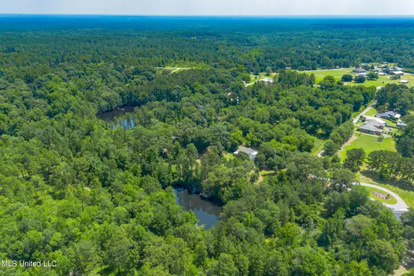 $3,200,000 | 627 Cole Road, Hattiesburg, MS 39402