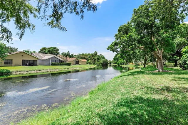 a view of a lake with houses