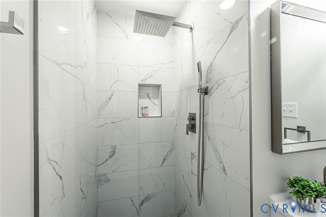 11251 Celtic Road Chesterfield, VA 23838 - Photo 34 of 49 a bathroom with a shower