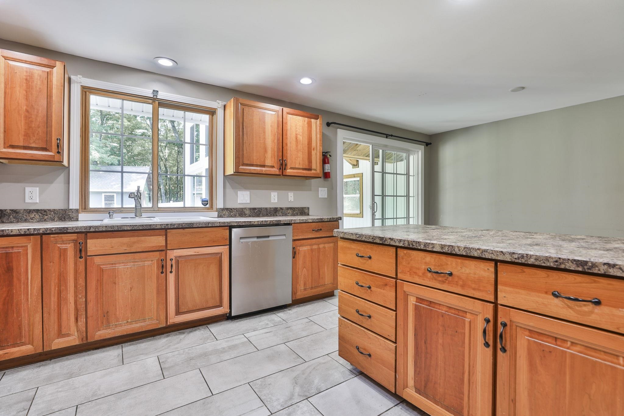 58 Truell Road Hollis, NH 03049 - Photo 17 of 34