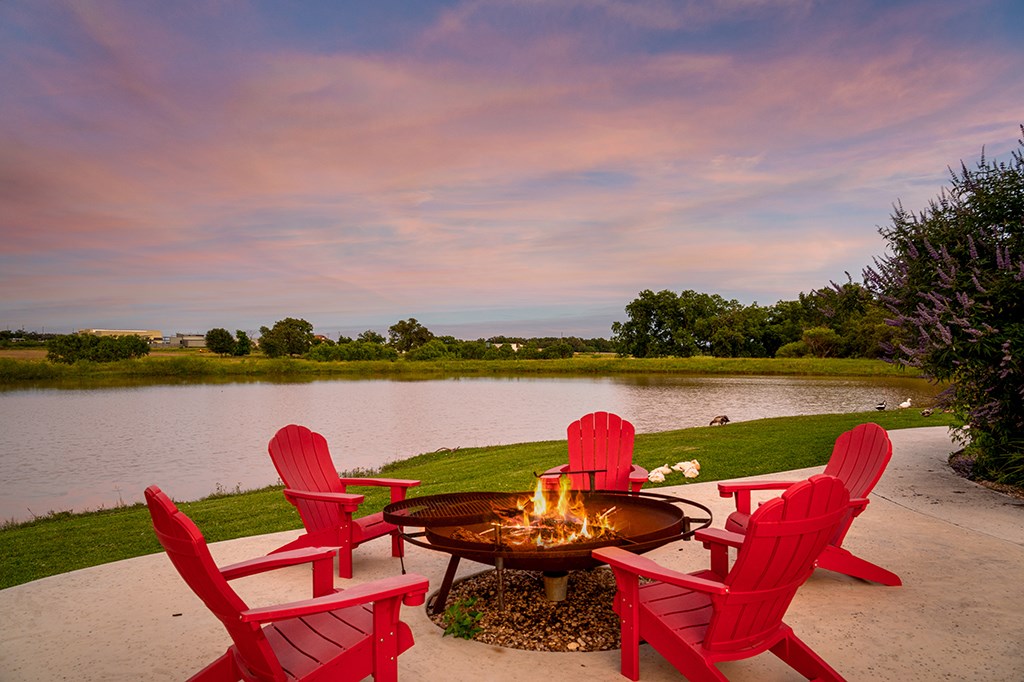 646 Victor Eckhardt Road Fredericksburg, TX 78624 - Photo 5 of 60