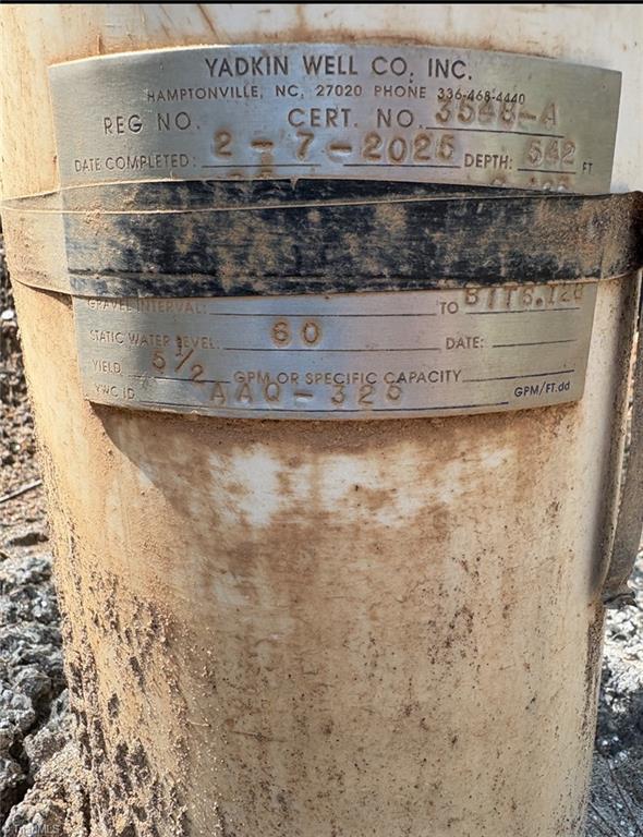 1-2 Toe River Lane Newland, NC 28657 - Photo 6 of 9