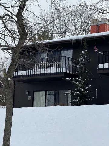 $320,000 | 56 Lausanne Court, Unit 2, Geneva, WI 53147