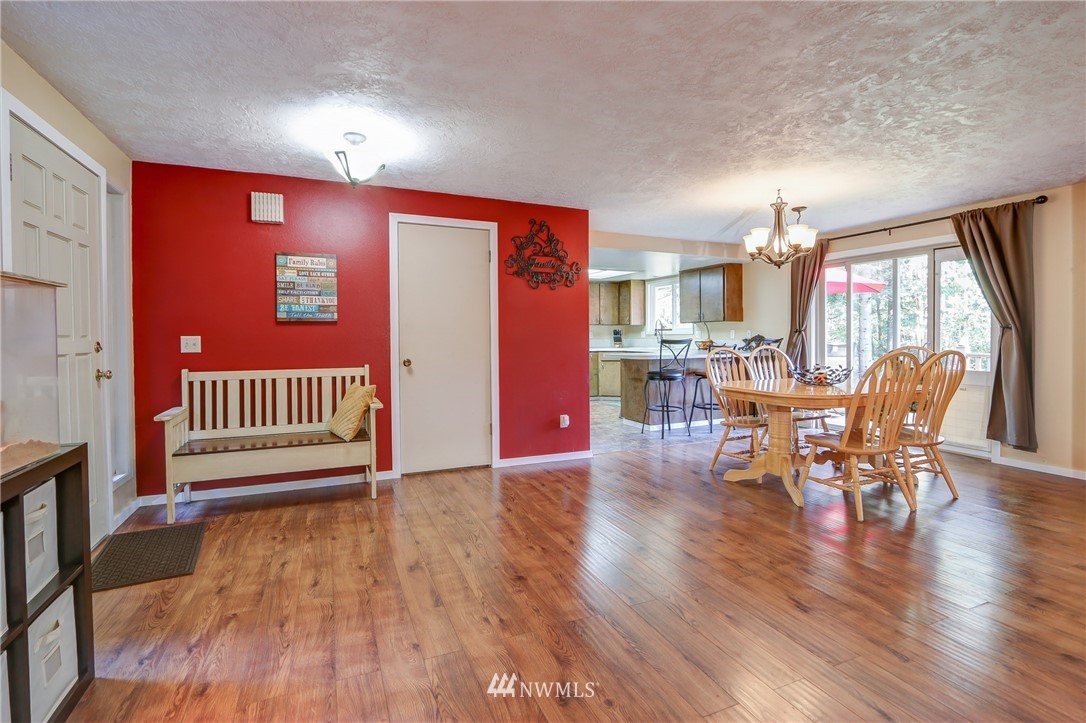 91 Machias Loop Port Ludlow, WA 98365 - Photo 4 of 21 Gallery Image 4