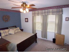 1208 Interlacken Road Springfield, IL 62704 - Photo 6 of 9