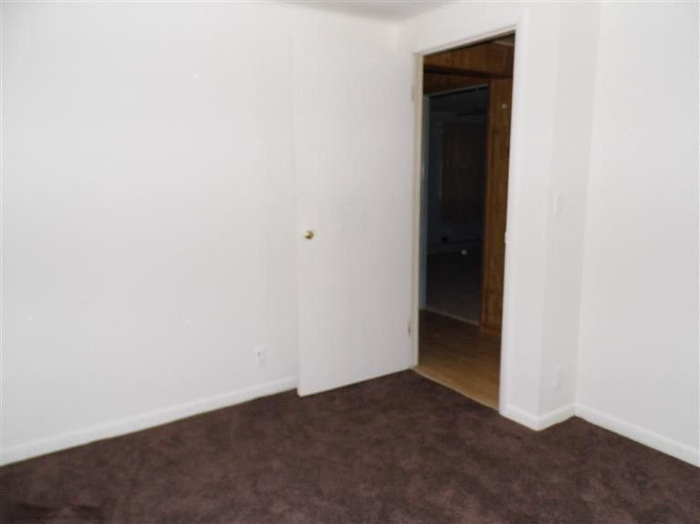 3121 South Brooks Road Muskegon, MI 49444 - Photo 9 of 24 Additional Photo