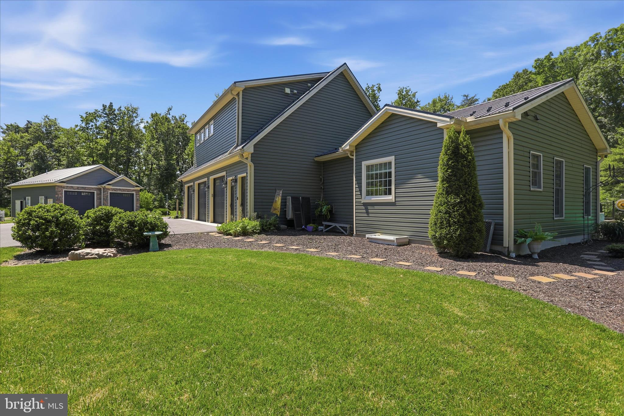 10785 Waterfall Road McConnellsburg, PA 17233 - Photo 3 of 58