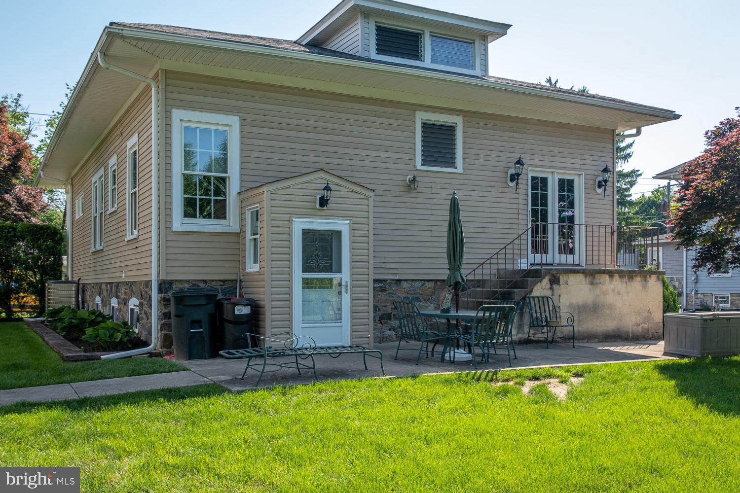 115 Sylvan Avenue Rutledge, PA 19070 - Photo 21 of 26 Back Patio