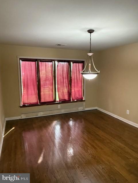 13342 Marsh Road Bealeton, VA 22712 - Photo 23 of 25 a view of entryway with hardwood