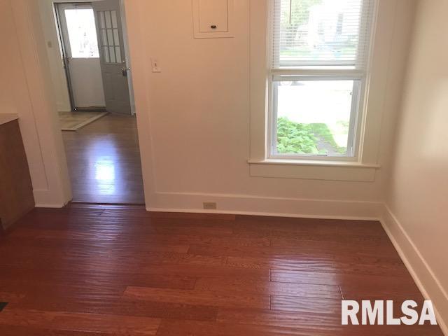 1038 North Rutledge Street Springfield, IL 62702 - Photo 11 of 25