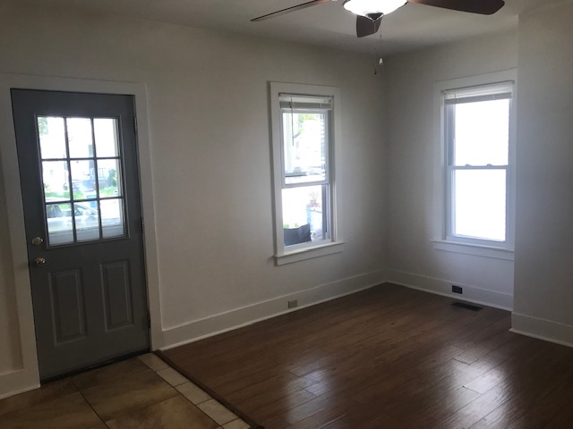 1038 North Rutledge Street Springfield, IL 62702 - Photo 3 of 25