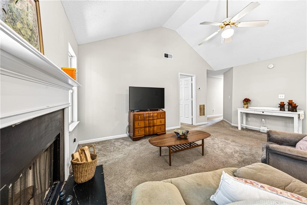 2343 Rambling Way Lithonia, GA 30058 - Photo 5 of 47