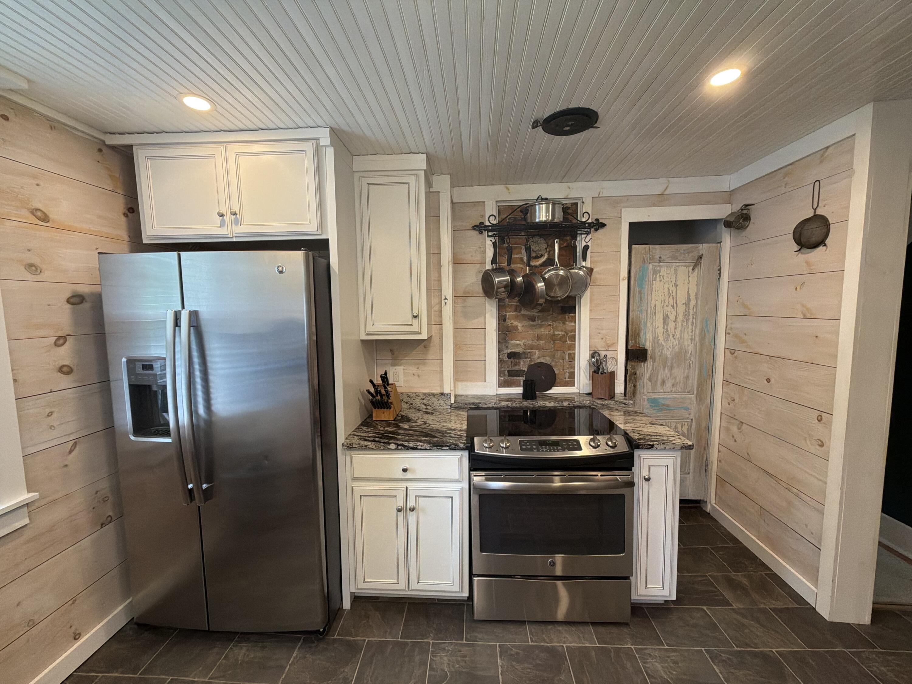 10 Danforth Street Wiscasset, ME 04578 - Photo 12 of 41 IMG_5225