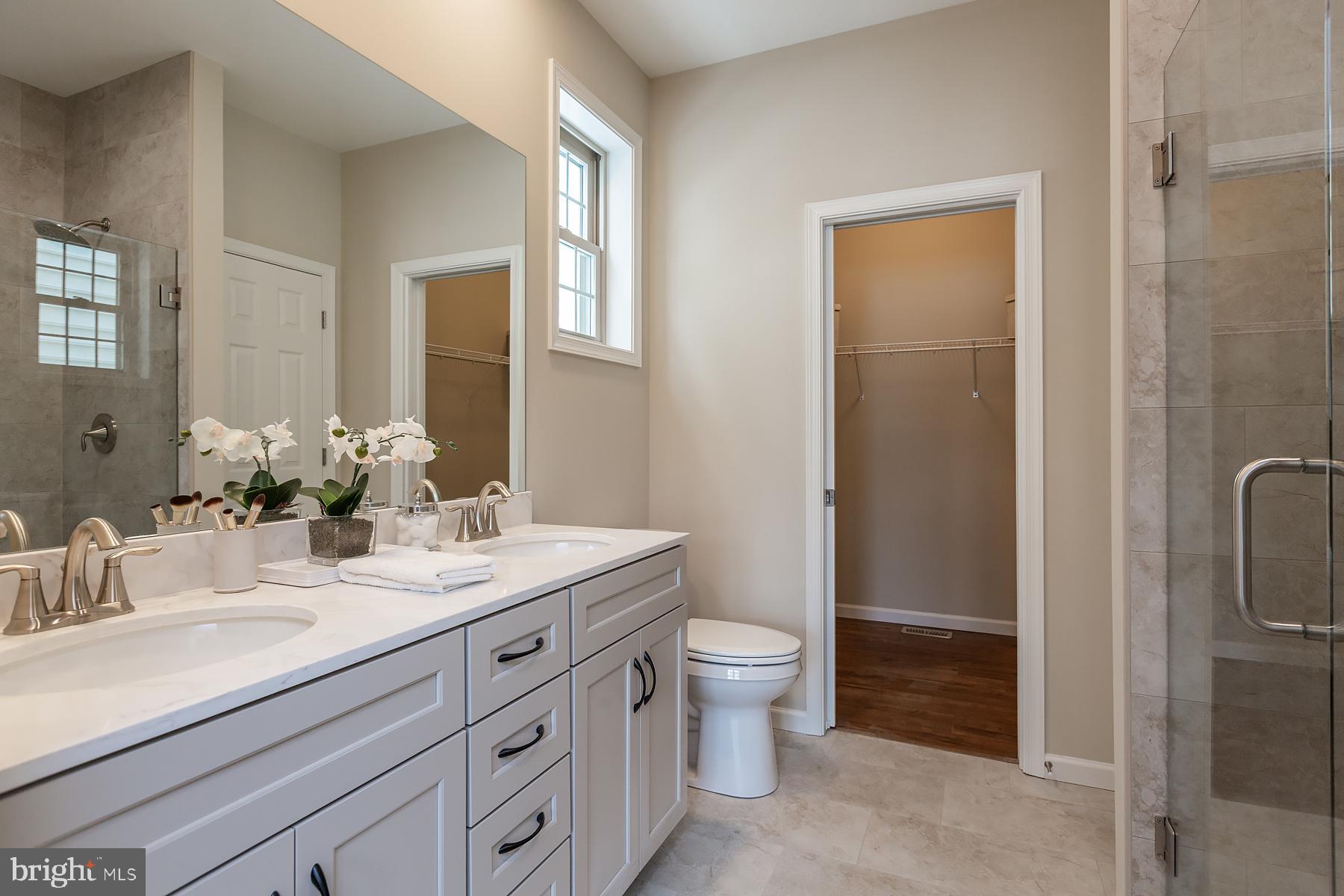 602 Greenbriar Path Cochranville, PA 19330 - Photo 17 of 41 Primary bathroom w/double vanity