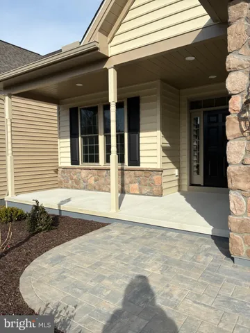 $609,900 | 602 Greenbriar Path, Cochranville, PA 19330