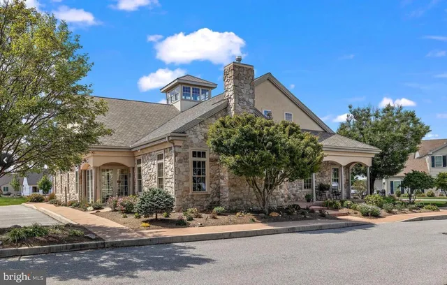 $609,900 | 602 Greenbriar Path, Cochranville, PA 19330