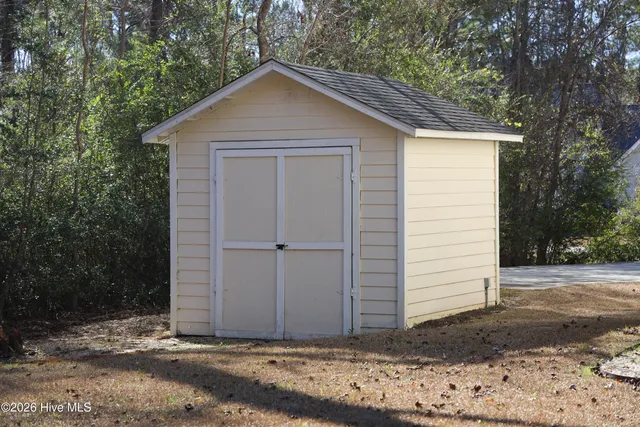 $749,000 | 167 Hydrangea Lane, Hampstead, NC 28443