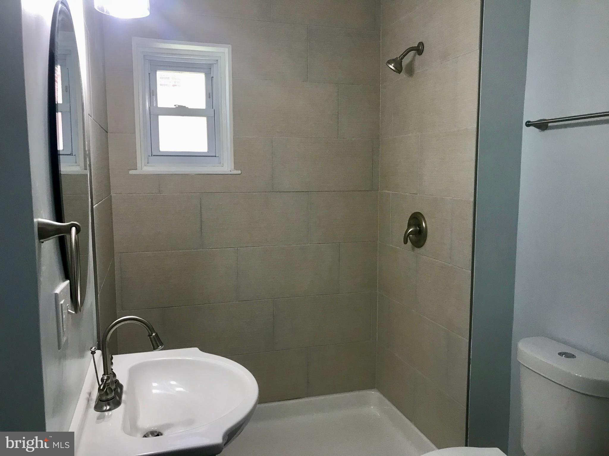 1115 Gregg Avenue Reading, PA 19607 - Photo 14 of 32 Bathroom