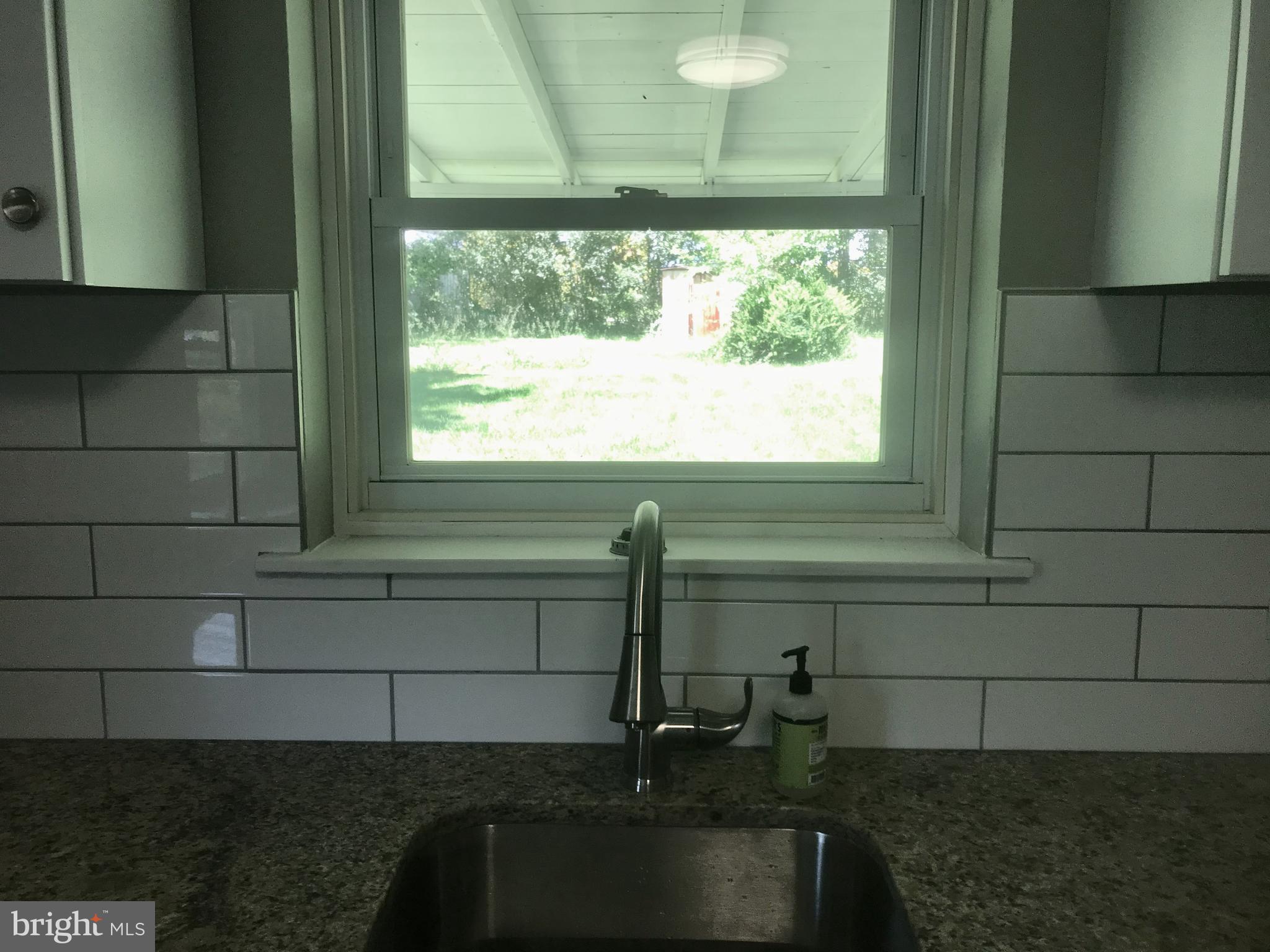 1115 Gregg Avenue Reading, PA 19607 - Photo 19 of 32 Granite countertops
