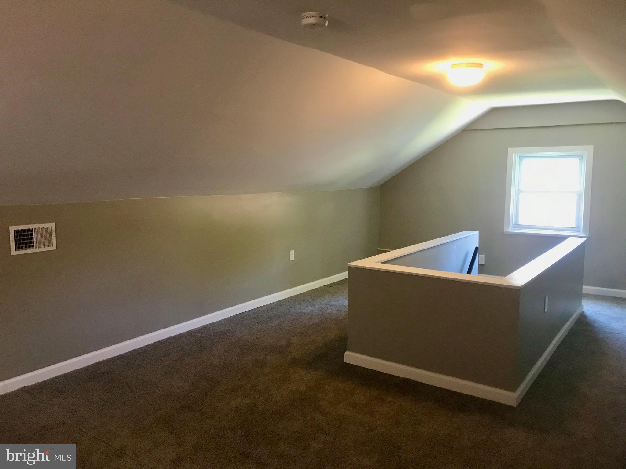 1115 Gregg Avenue Reading, PA 19607 - Photo 23 of 32 All new carpeting