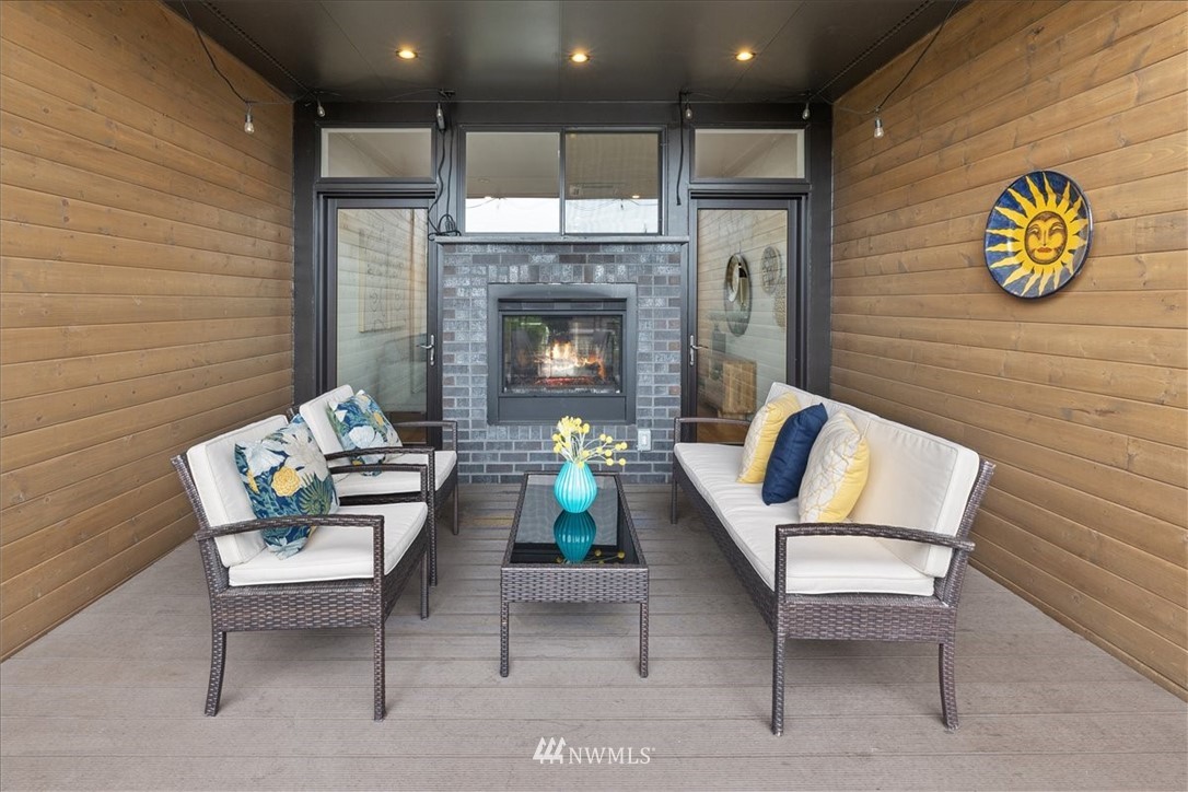 717 North 47th Street Seattle, WA 98103 - Photo 11 of 36