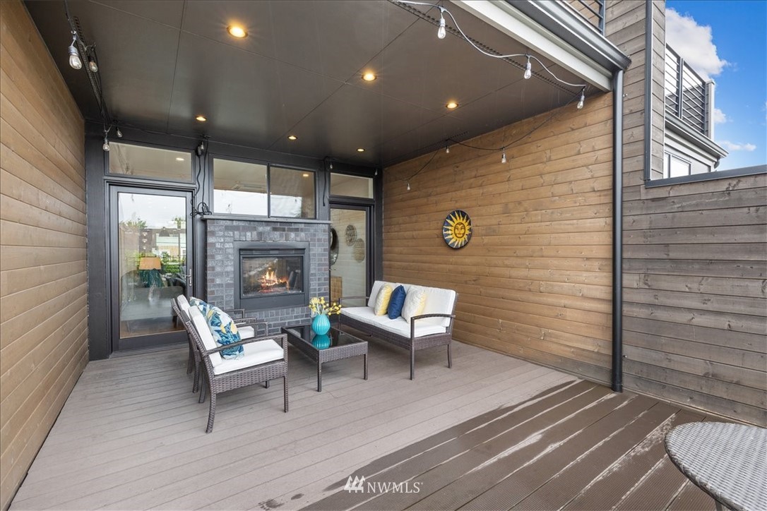 717 North 47th Street Seattle, WA 98103 - Photo 12 of 36