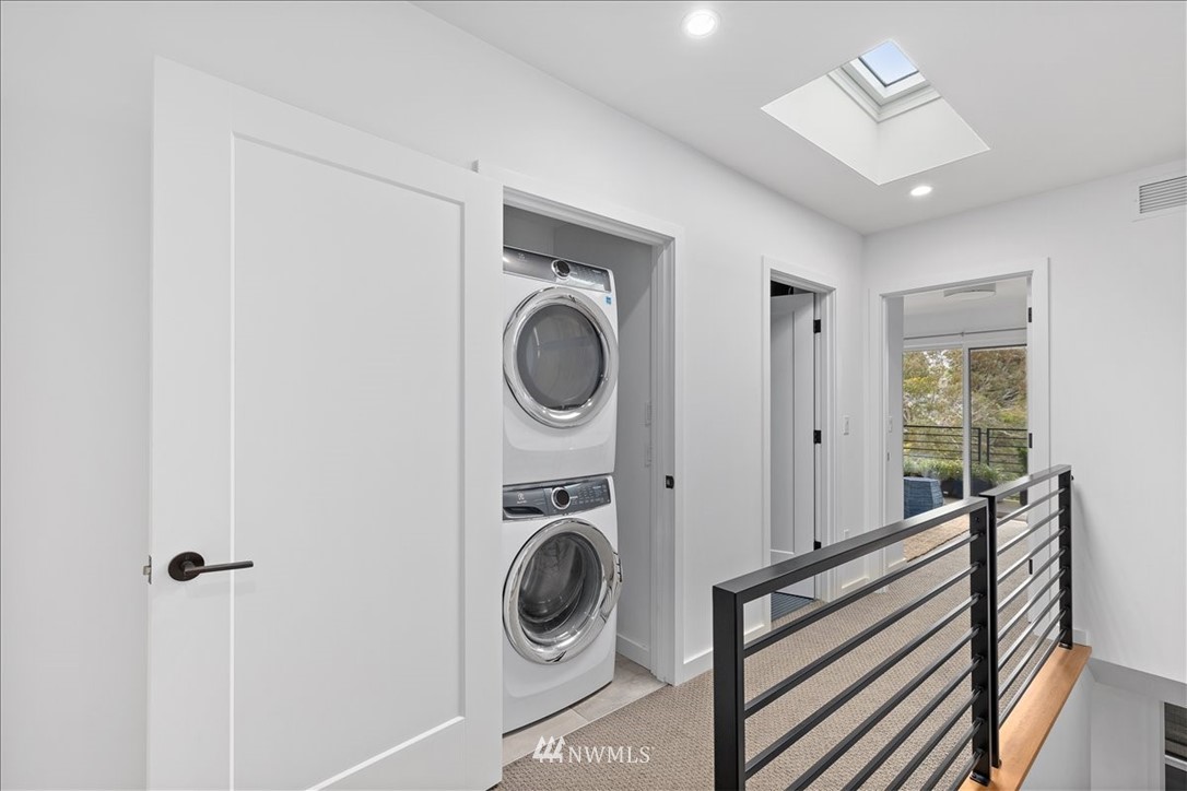 717 North 47th Street Seattle, WA 98103 - Photo 32 of 36