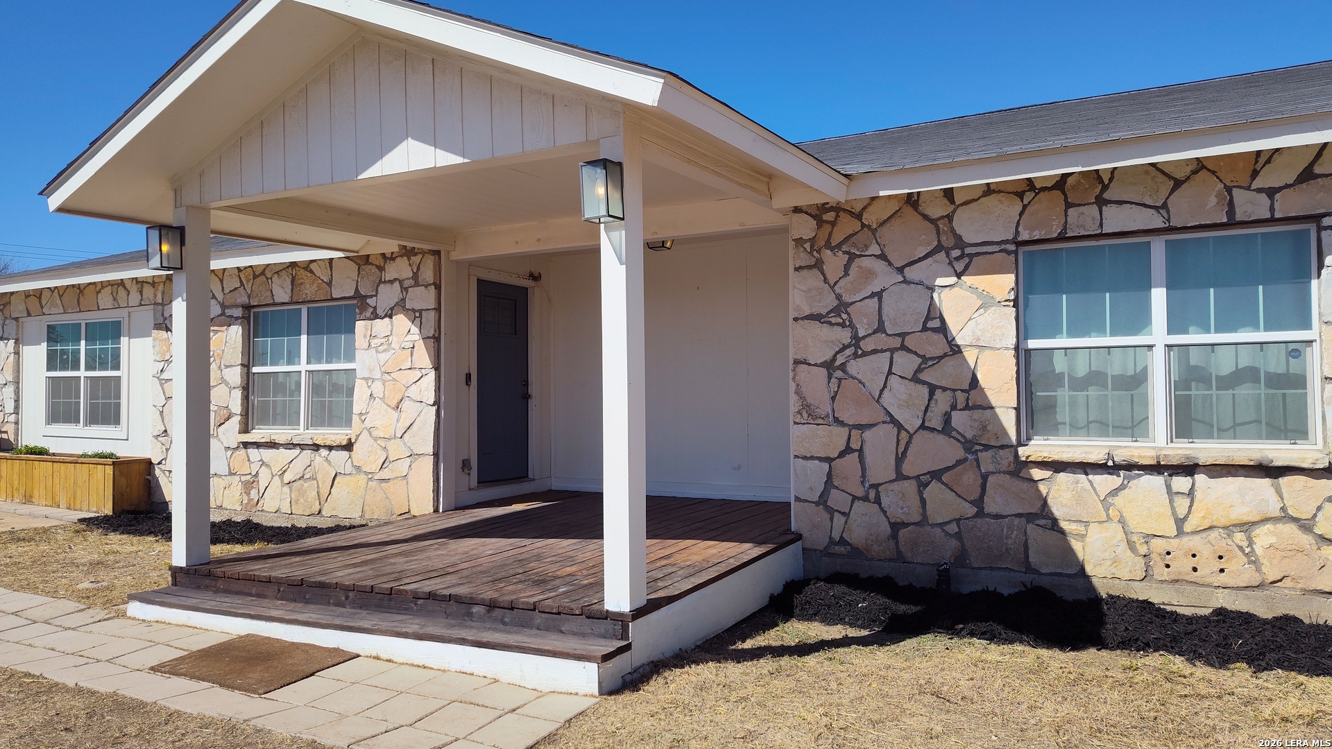 715 Walnut Street Jourdanton, TX 78026 - Photo 20 of 24