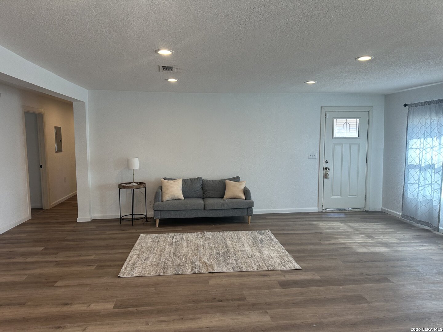 715 Walnut Street Jourdanton, TX 78026 - Photo 4 of 20