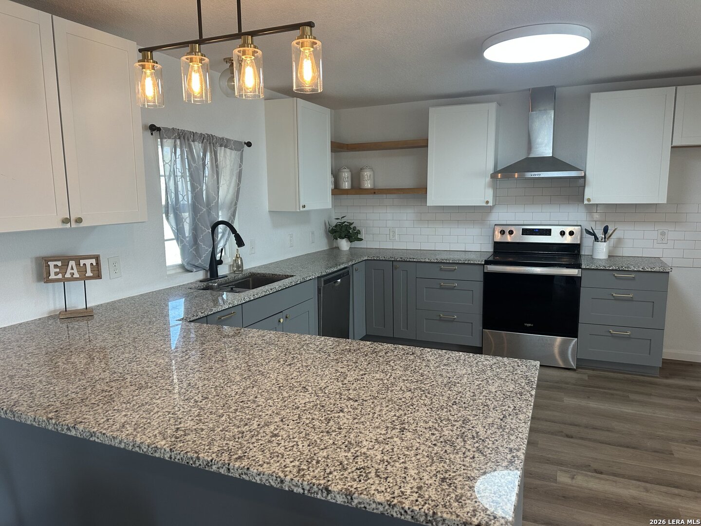 715 Walnut Street Jourdanton, TX 78026 - Photo 8 of 20