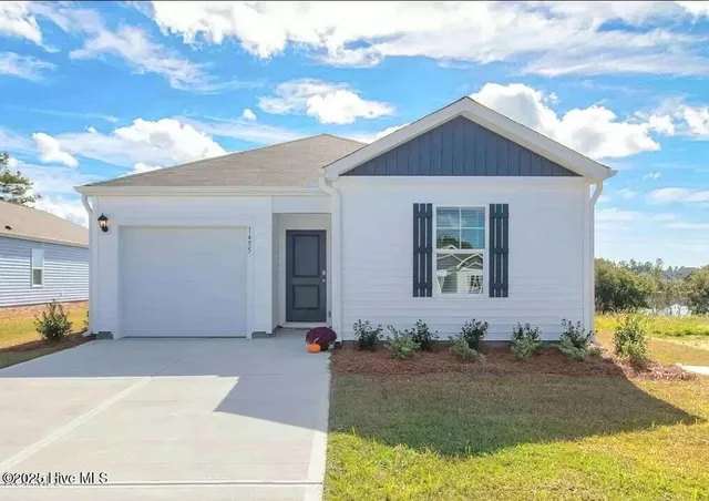 $1,745 | 1455 West Black Squirrel Lane, Bolivia, NC 28422