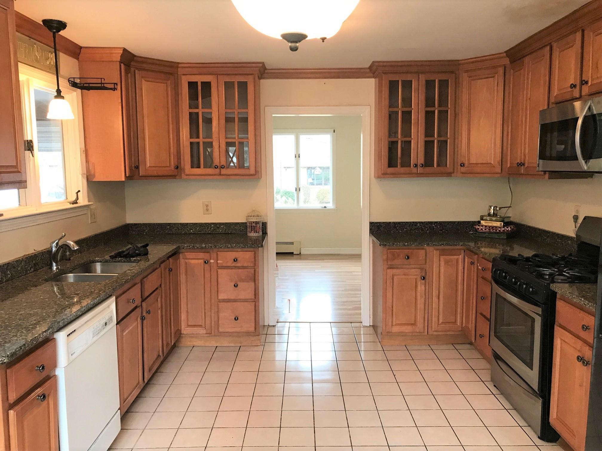 35 Carla Road Hyannis, MA 02601 - Photo 9 of 31 kitchen1