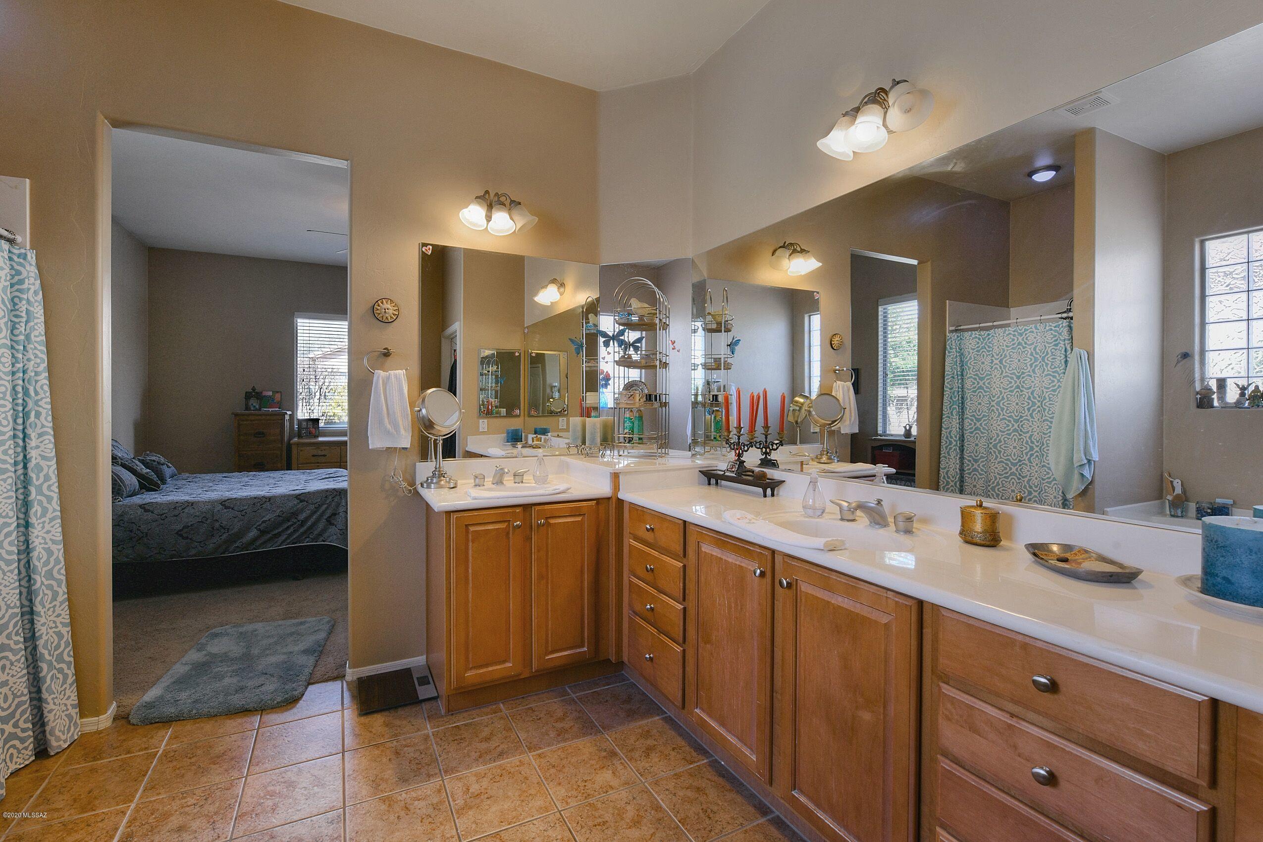 15124 North Holsteiner Road Tucson, AZ 85739 - Photo 8 of 19 Gallery Image 8