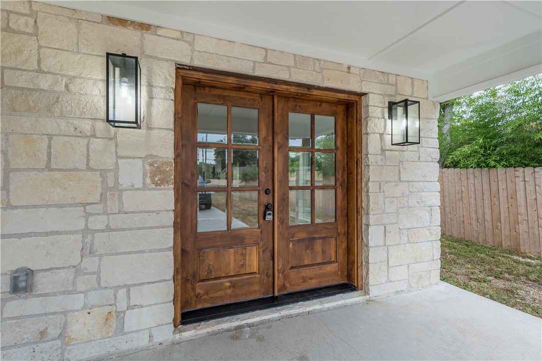 6701 Fish Pond Road Waco, TX 76710 - Photo 6 of 76