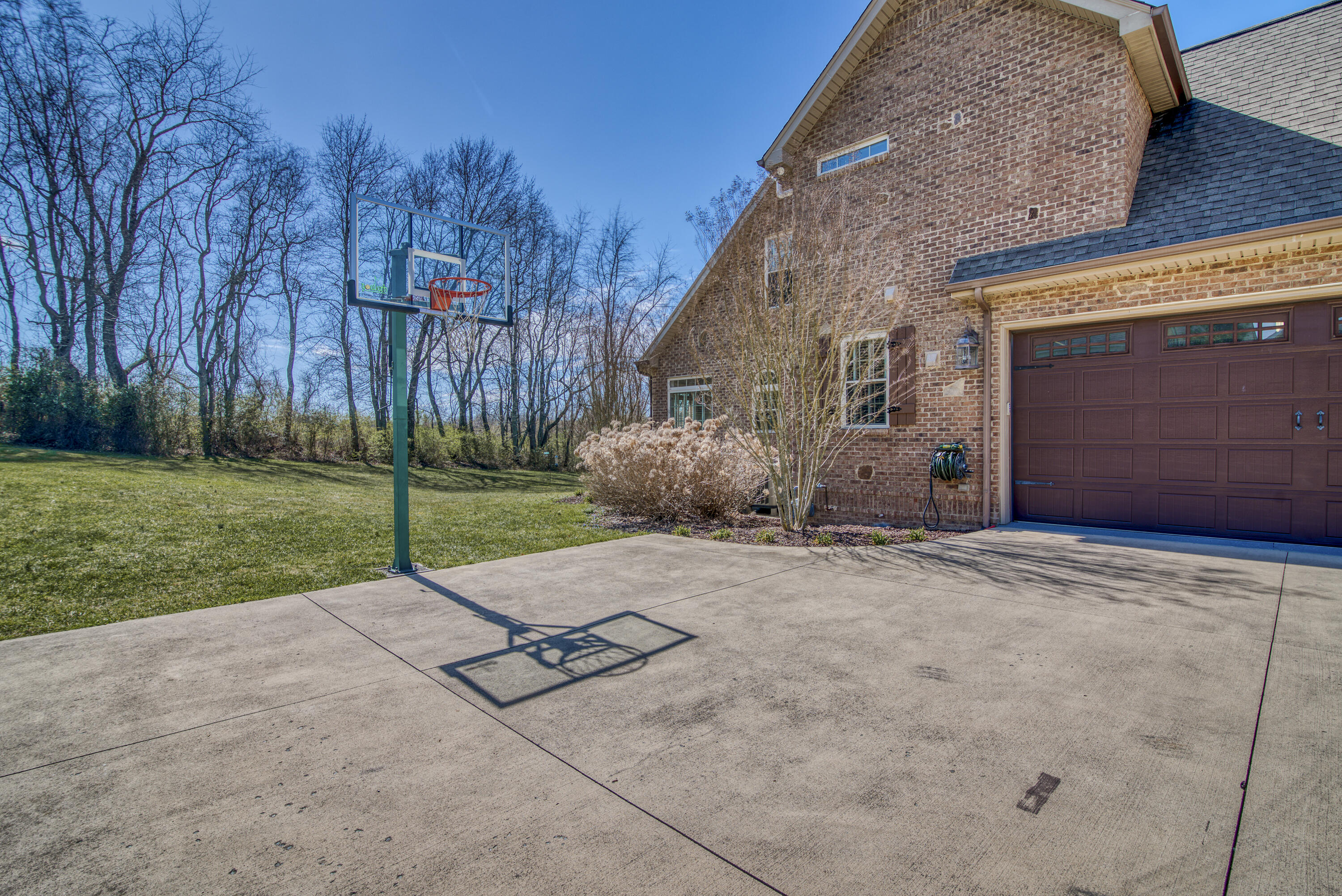 23128 Kestrel Drive Bristol, VA 24202 - Photo 8 of 41 23128-Kestrel-Dr-Bristol-VA Matt-Smith-R