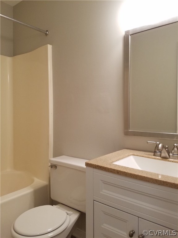 7835 Brightridge Road Chesterfield, VA 23832 - Photo 8 of 18 a bathroom with a sink toilet and bathtub