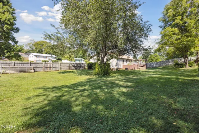 $2,100 | 3201 Buckingham Drive, Unit 50, Johnson City, TN 37604