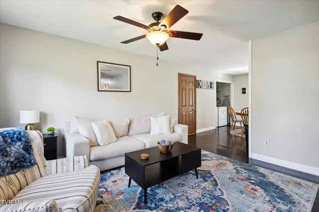 $2,100 | 3201 Buckingham Drive, Unit 50, Johnson City, TN 37604